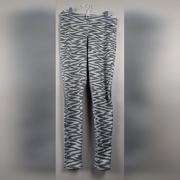 Nike Pants - Nike Women's All Over Print AOP Striped Leggings Small Gray